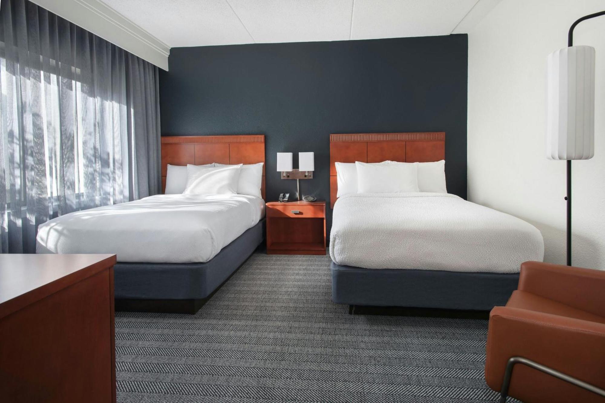 คอร์ตยาร์ด ซิลเวอร์ สปริง นอร์ท/ไวท์ โอ๊ค Hotel ซิลเวอร์สปริง ภายนอก รูปภาพ